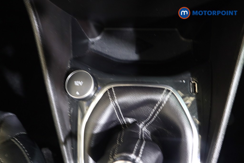Ford Fiesta Active X Manual Petrol Hatchback - Stock Number (1593922) - 9th supplementary image
