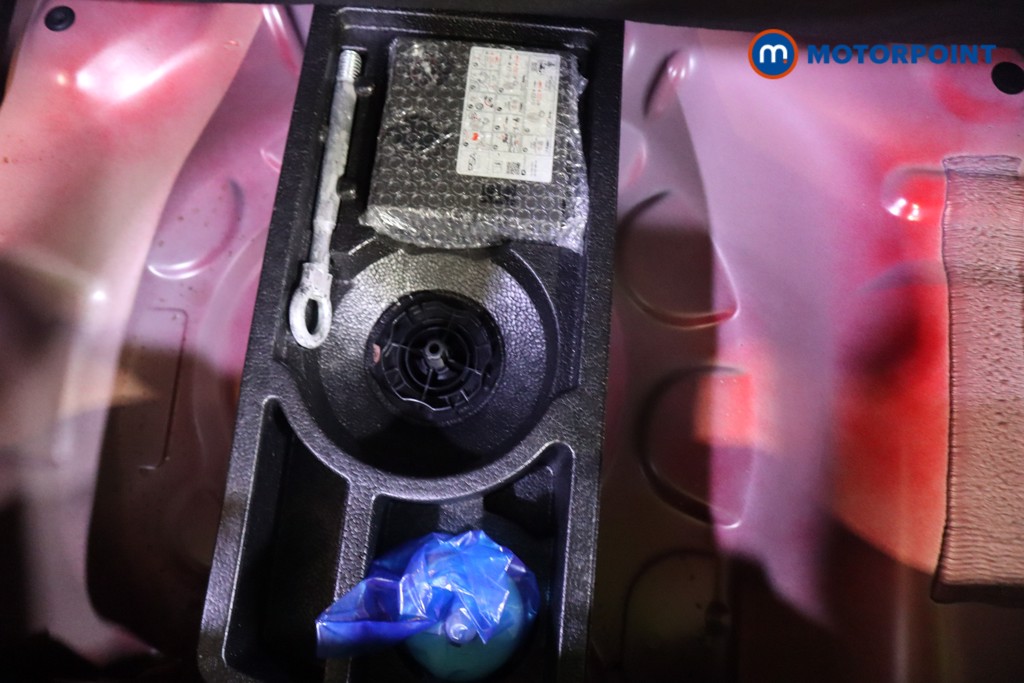 Vauxhall Crossland Elite Automatic Petrol SUV - Stock Number (1593967) - 22nd supplementary image