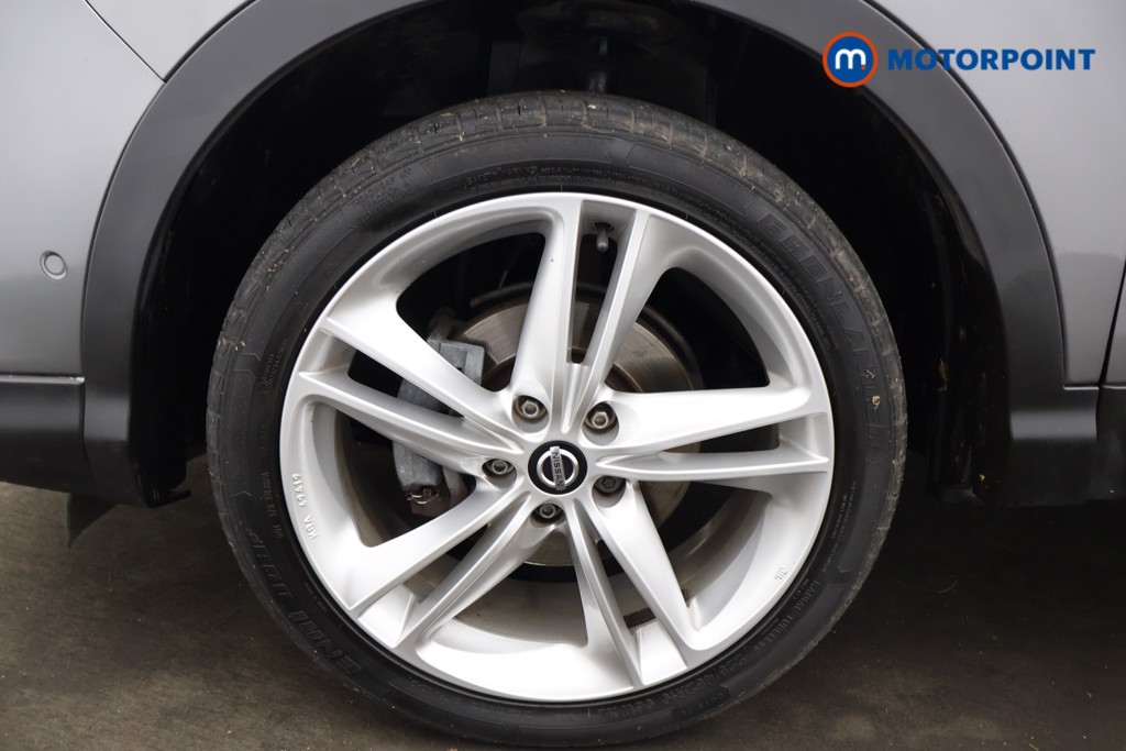 Nissan Qashqai N-Motion Manual Petrol SUV - Stock Number (1594011) - 33rd supplementary image
