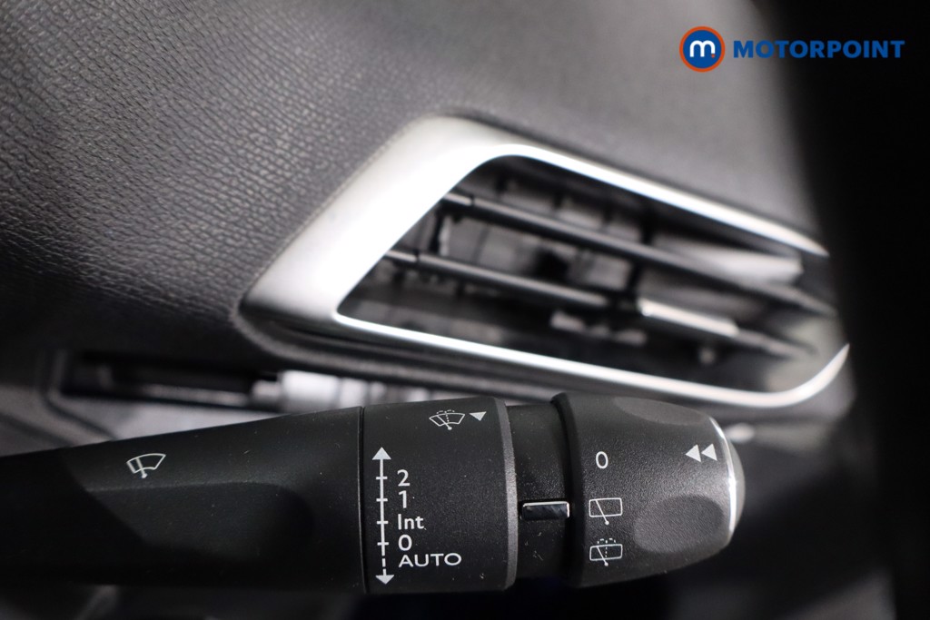 Peugeot 3008 Allure Manual Diesel SUV - Stock Number (1594255) - 18th supplementary image