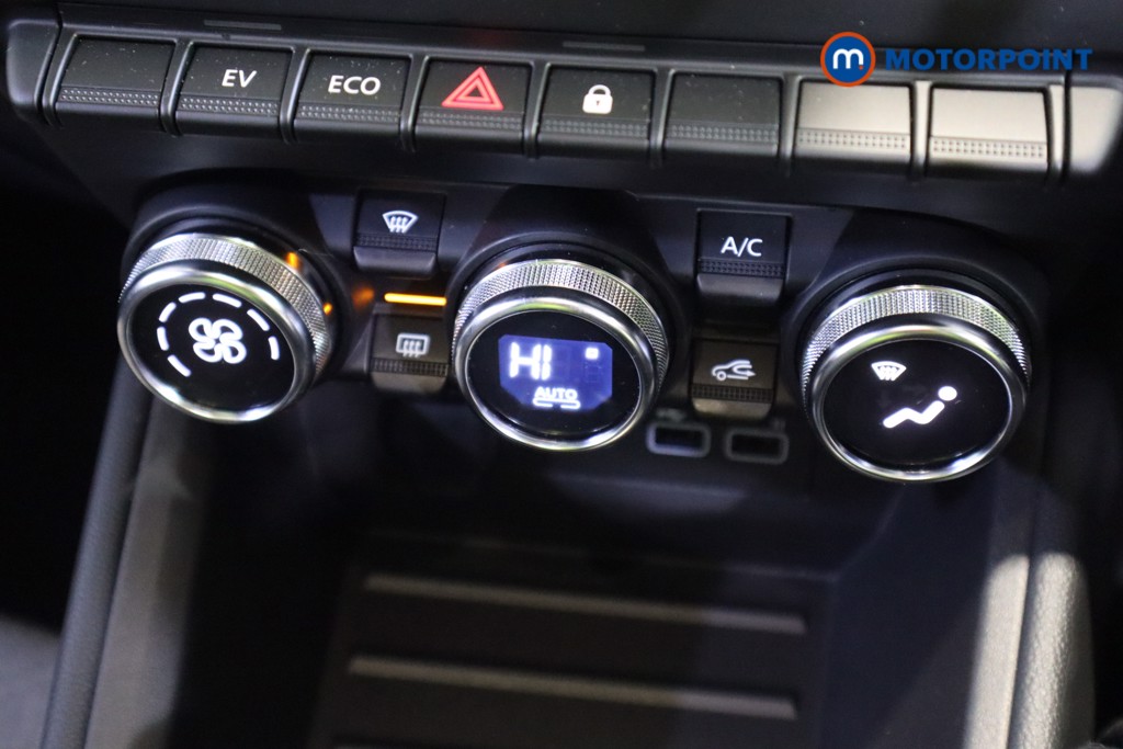 Renault Clio Evolution Automatic Petrol-Electric Hybrid Hatchback - Stock Number (1594925) - 3rd supplementary image