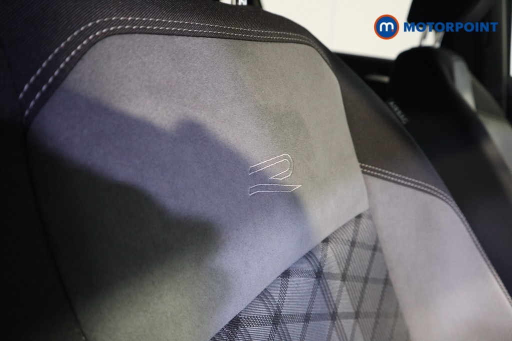 Volkswagen Polo R-Line Manual Petrol Hatchback - Stock Number (1595147) - 14th supplementary image