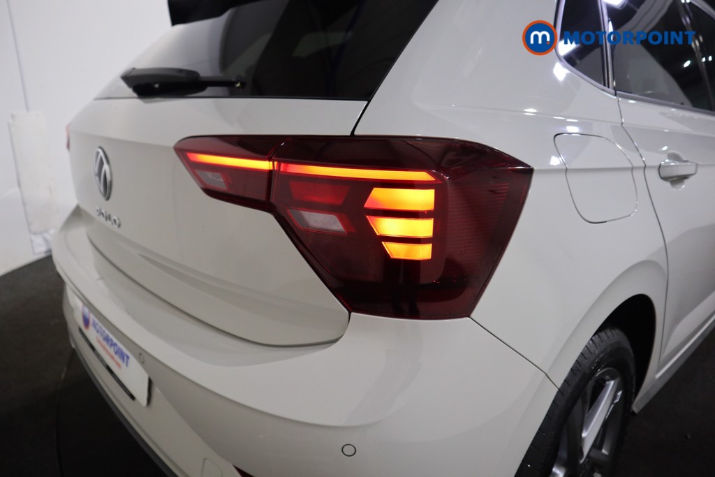 Volkswagen Polo R-Line Manual Petrol Hatchback - Stock Number (1595147) - 26th supplementary image