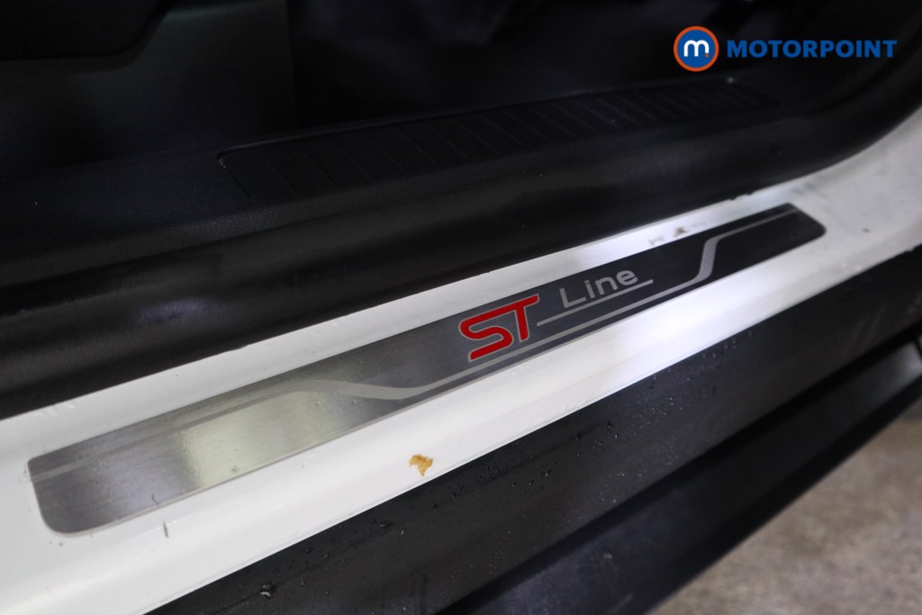 Ford Kuga St-Line Edition Automatic Petrol Plug-In Hybrid SUV - Stock Number (1595228) - 13th supplementary image