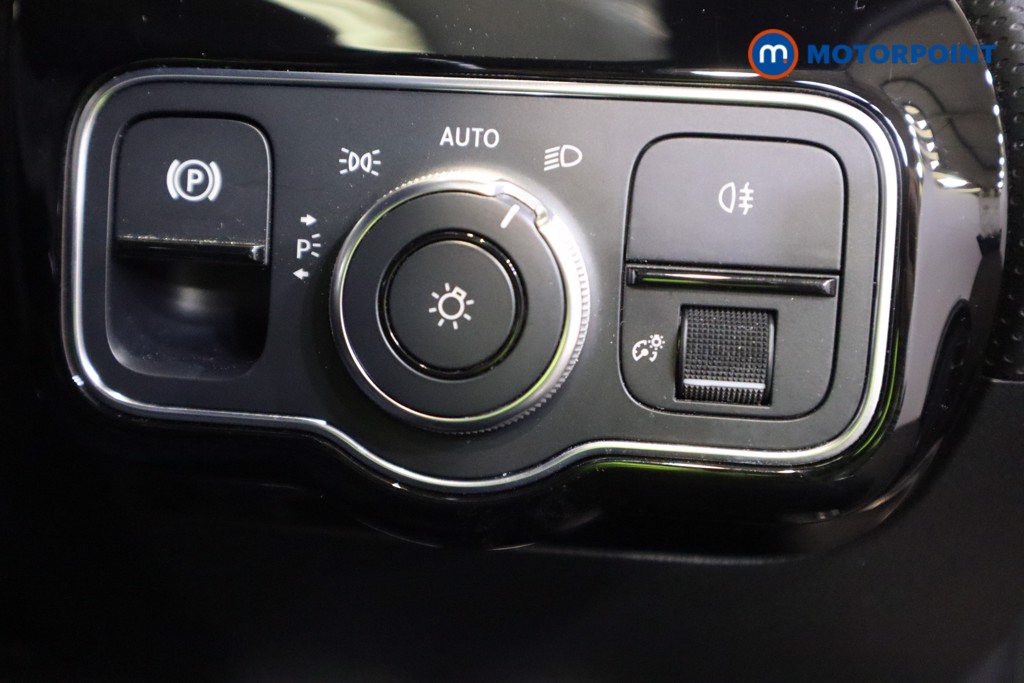 Mercedes-Benz A Class Amg Line Automatic Diesel Saloon - Stock Number (1595276) - 14th supplementary image