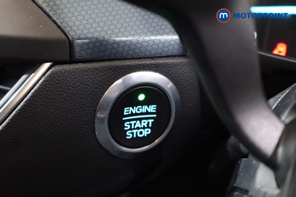 Ford Focus Active Automatic Diesel Hatchback - Stock Number (1595394) - 13th supplementary image