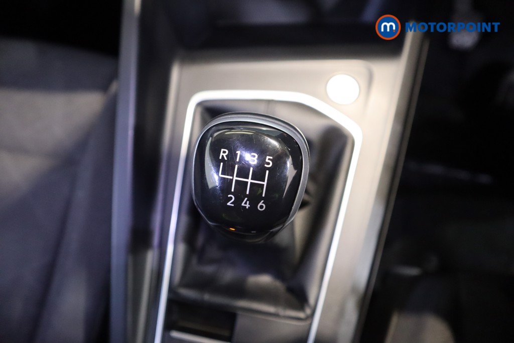 Volkswagen Golf Life Manual Petrol Hatchback - Stock Number (1595468) - 5th supplementary image