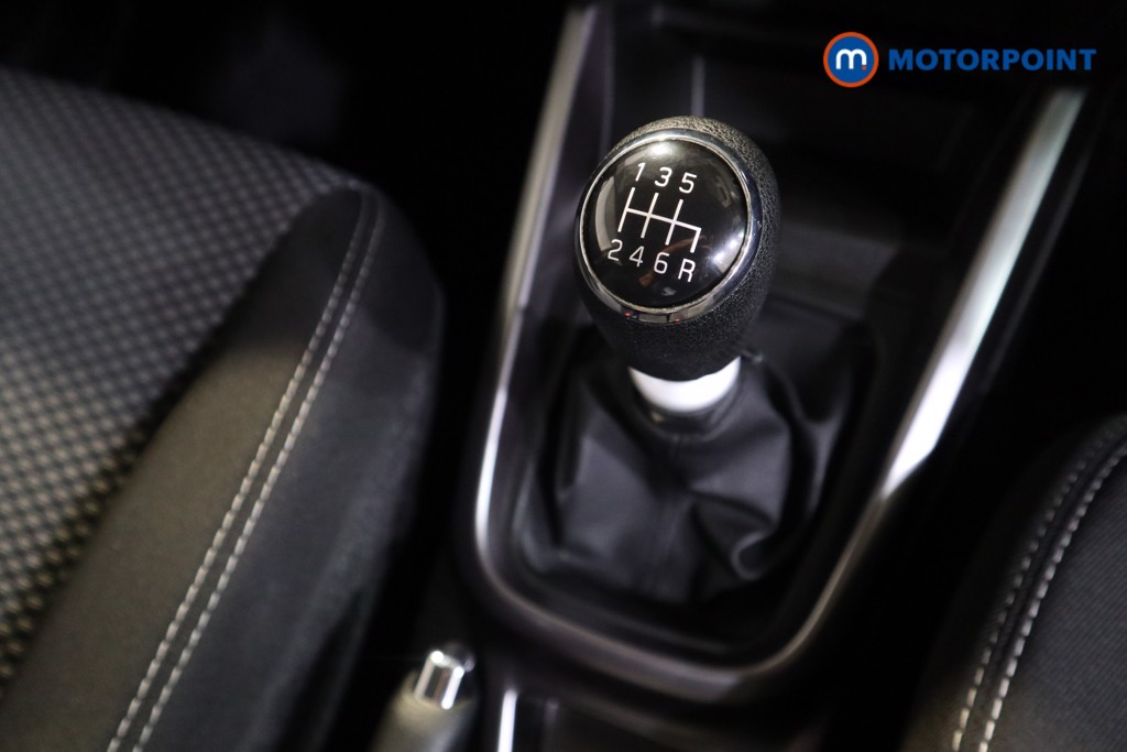 Suzuki Vitara Sz-T Manual Petrol SUV - Stock Number (1595478) - 9th supplementary image