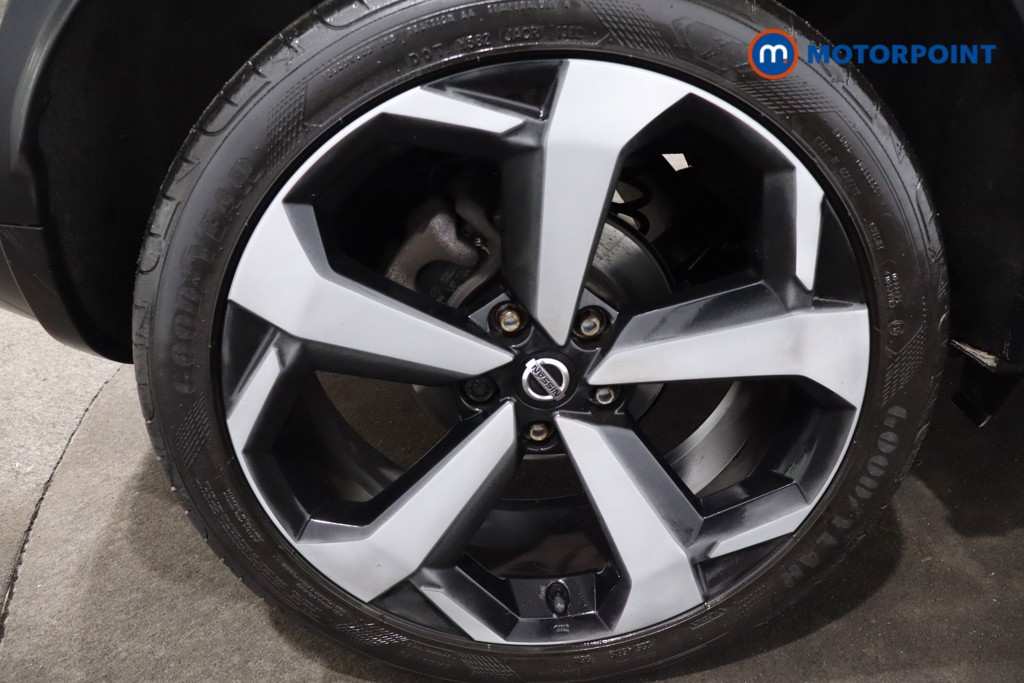 Nissan Juke Tekna Automatic Petrol SUV - Stock Number (1595530) - 9th supplementary image