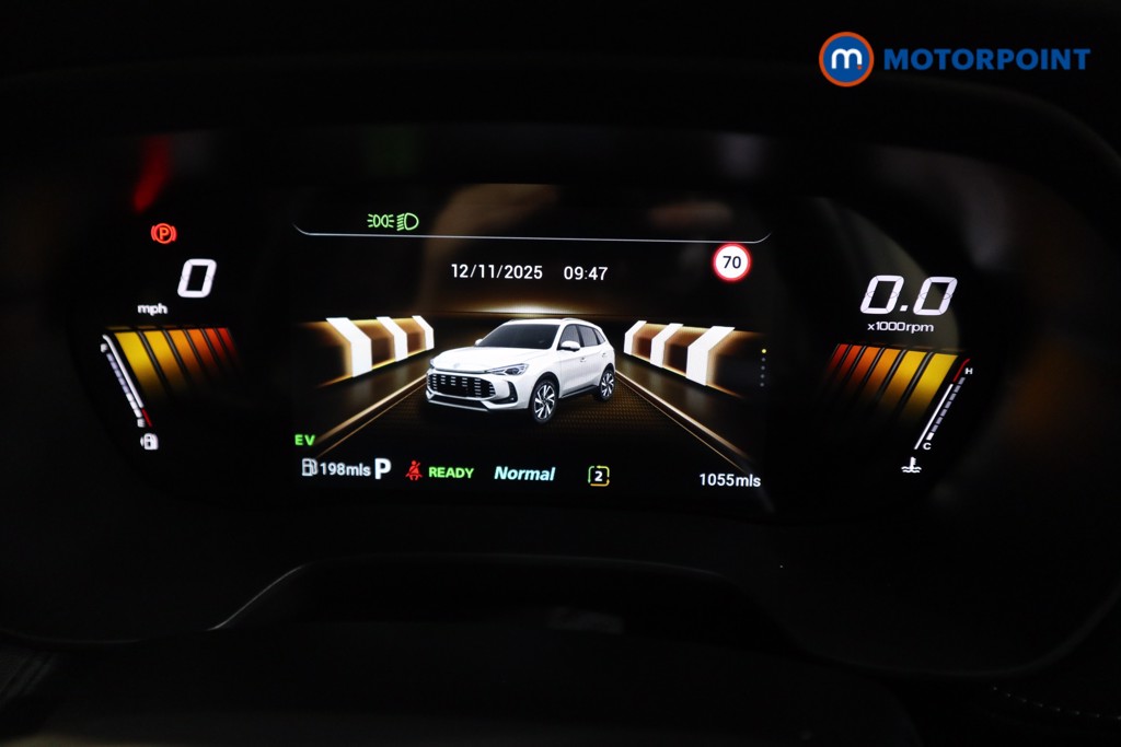 Mg Motor Uk ZS Trophy Automatic Petrol-Electric Hybrid SUV - Stock Number (1595782) - 5th supplementary image