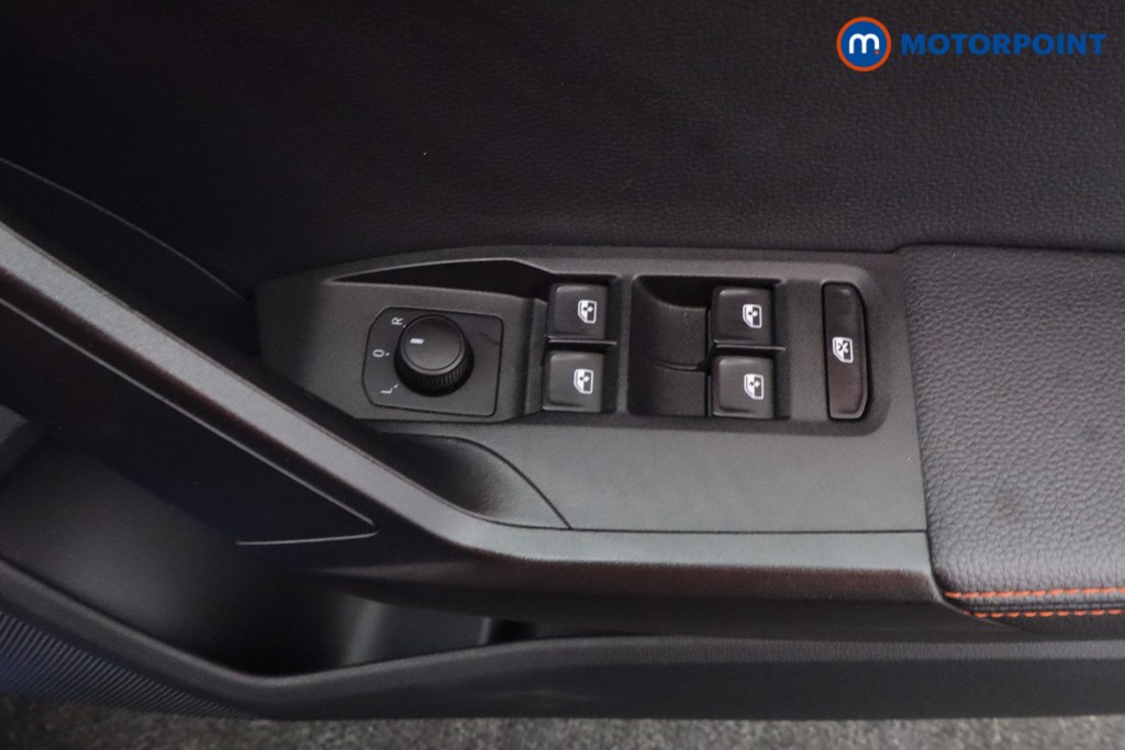 Seat Arona Fr Edition Manual Petrol SUV - Stock Number (1596279) - 9th supplementary image