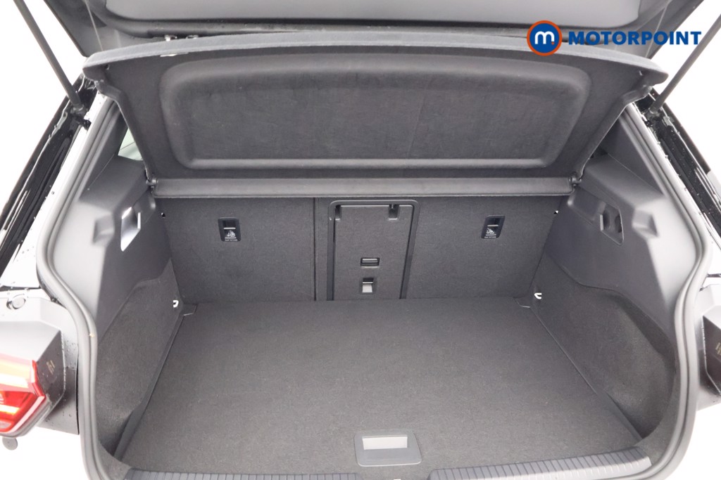 Volkswagen Id.3 Family Pro Automatic Electric Hatchback - Stock Number (1596397) - 20th supplementary image