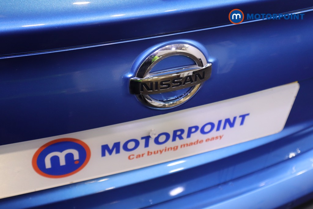 Nissan Qashqai N-Connecta Manual Petrol SUV - Stock Number (1596586) - 23rd supplementary image