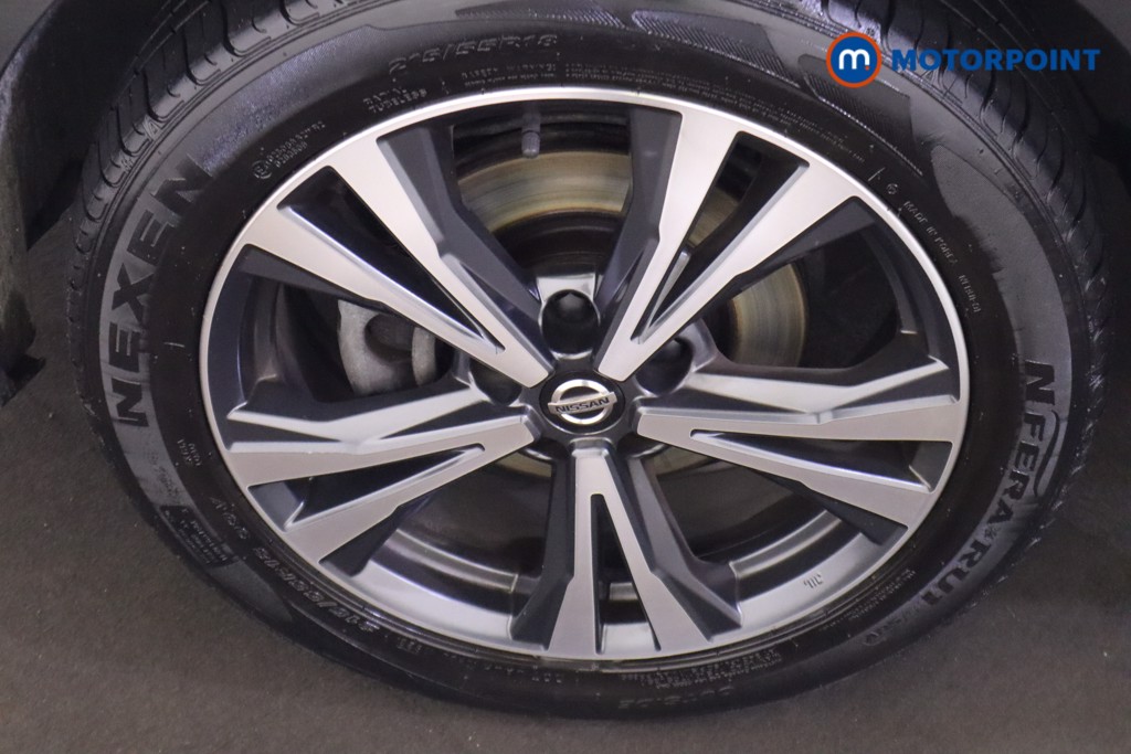 Nissan Qashqai N-Connecta Manual Petrol SUV - Stock Number (1596586) - 26th supplementary image