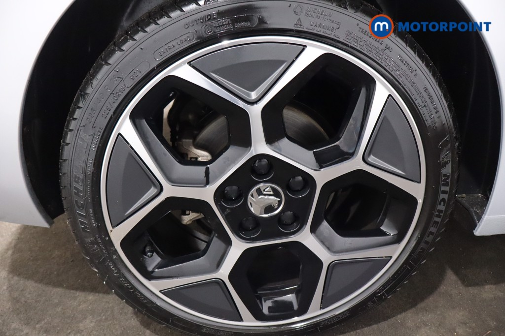 Vauxhall Astra Ultimate Manual Petrol Hatchback - Stock Number (1596758) - 9th supplementary image