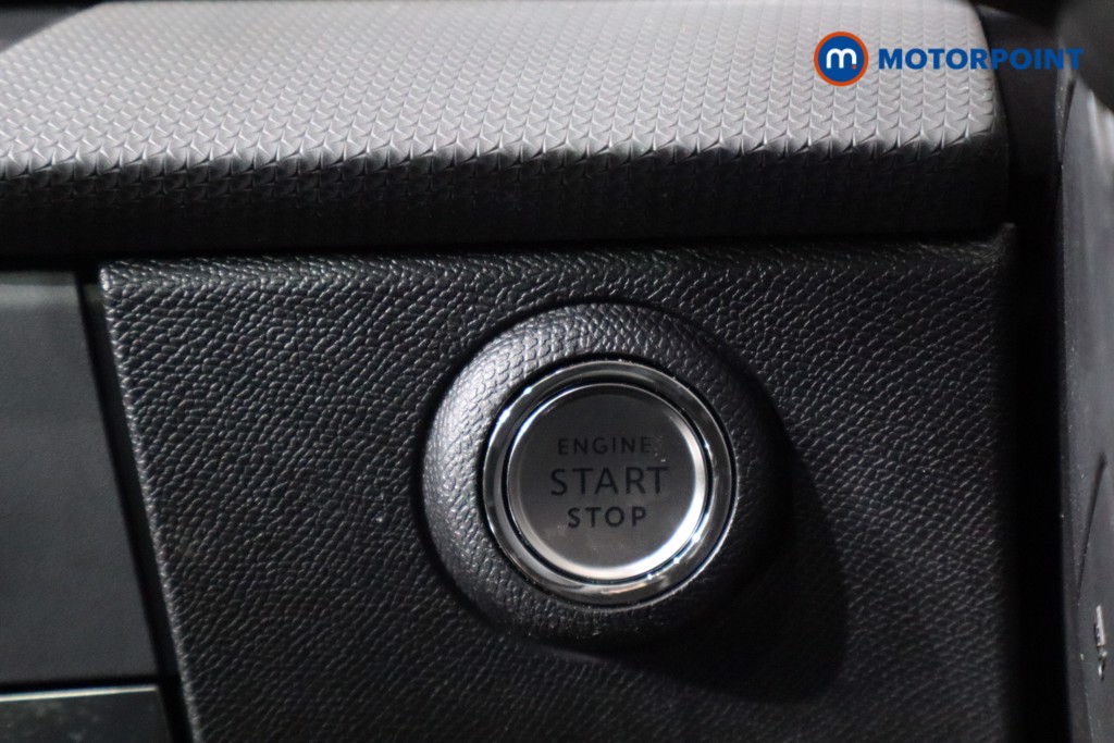 Vauxhall Astra Ultimate Manual Petrol Hatchback - Stock Number (1596758) - 13th supplementary image