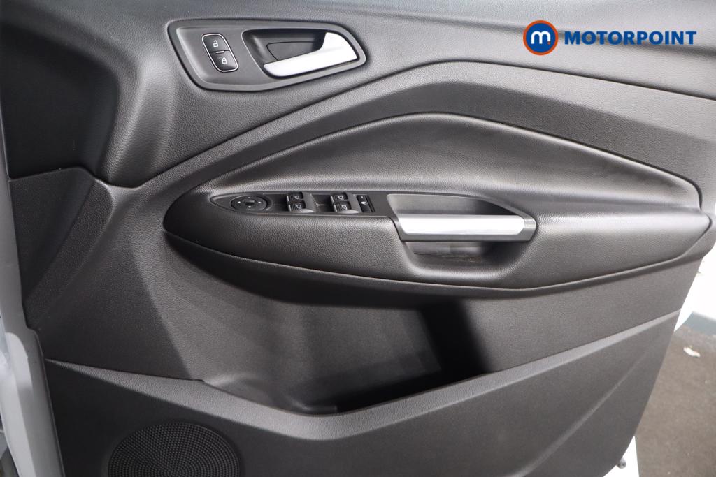 Ford Kuga Zetec Manual Diesel SUV - Stock Number (1570621) - 10th supplementary image