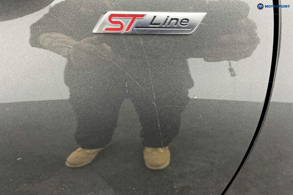 Ford Kuga St-Line Edition Automatic Petrol Plug-In Hybrid SUV - Stock Number (1583161) - 32nd supplementary image