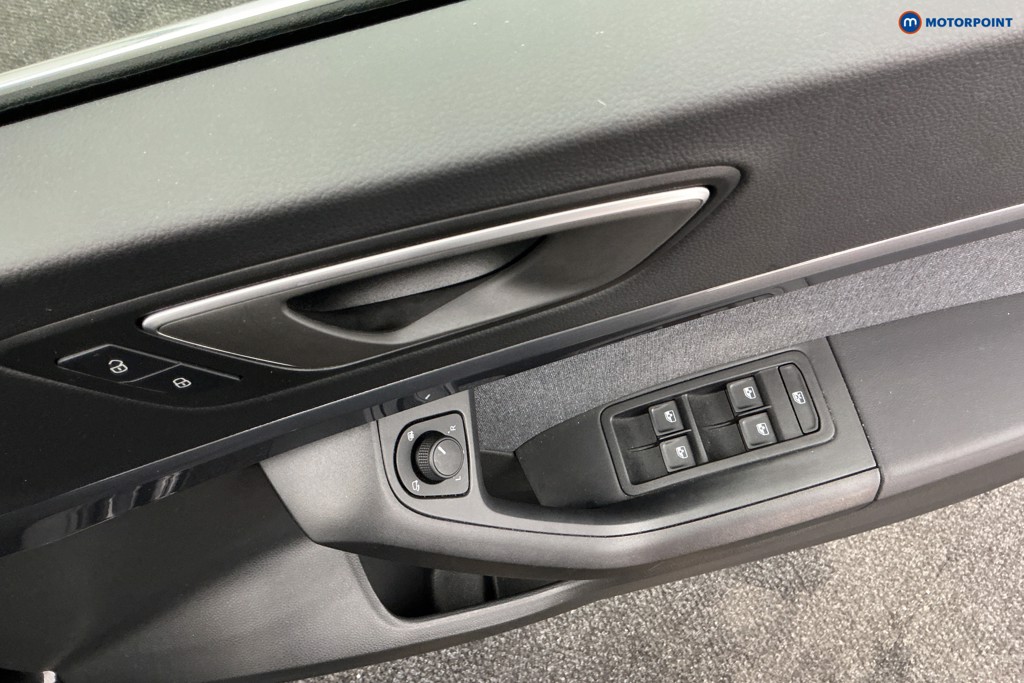 Seat Ateca Se Technology Manual Petrol SUV - Stock Number (1584029) - 21st supplementary image