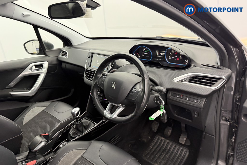 Peugeot 2008 Allure Premium Manual Petrol SUV - Stock Number (1586616) - 4th supplementary image
