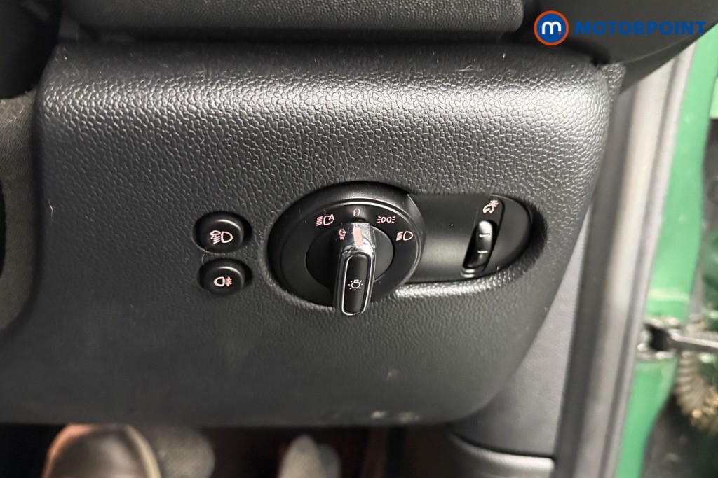 Mini Hatchback Cooper S Level 3 Automatic Electric Hatchback - Stock Number (1586891) - 16th supplementary image