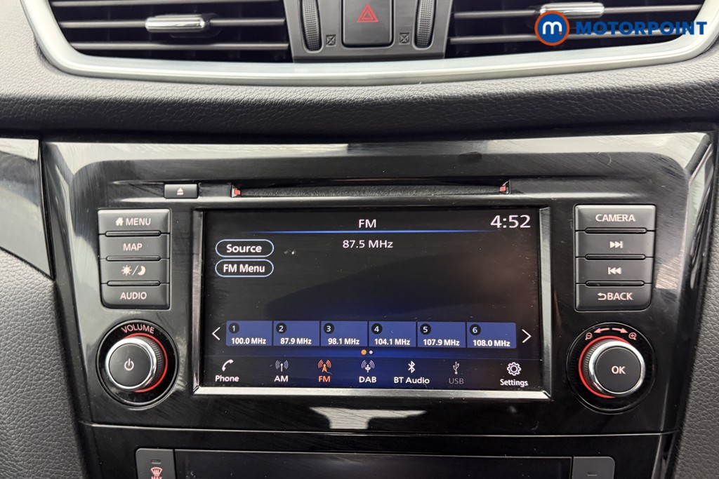 Nissan Qashqai Acenta Premium Automatic Petrol SUV - Stock Number (1587934) - 5th supplementary image