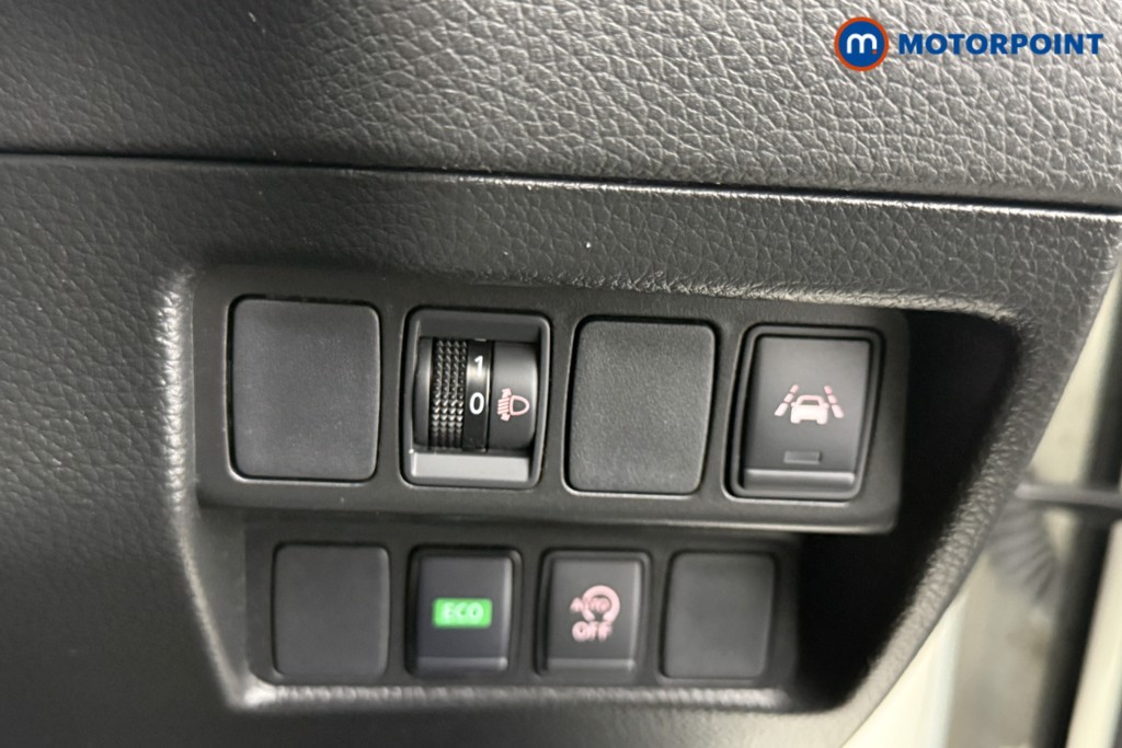 Nissan Qashqai Acenta Premium Automatic Petrol SUV - Stock Number (1587934) - 14th supplementary image