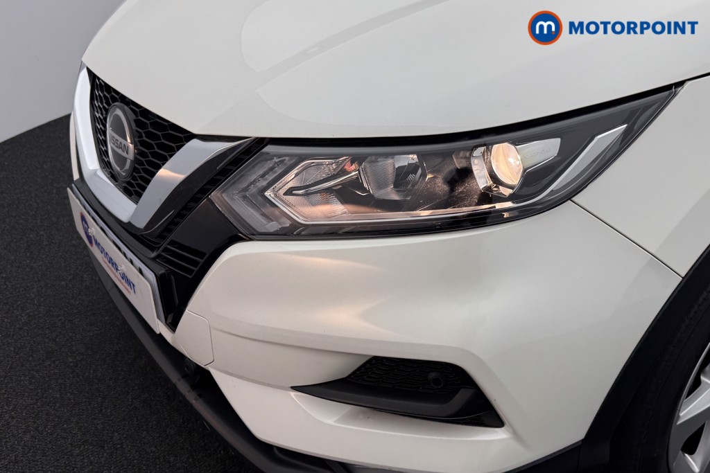 Nissan Qashqai Acenta Premium Automatic Petrol SUV - Stock Number (1587934) - 27th supplementary image