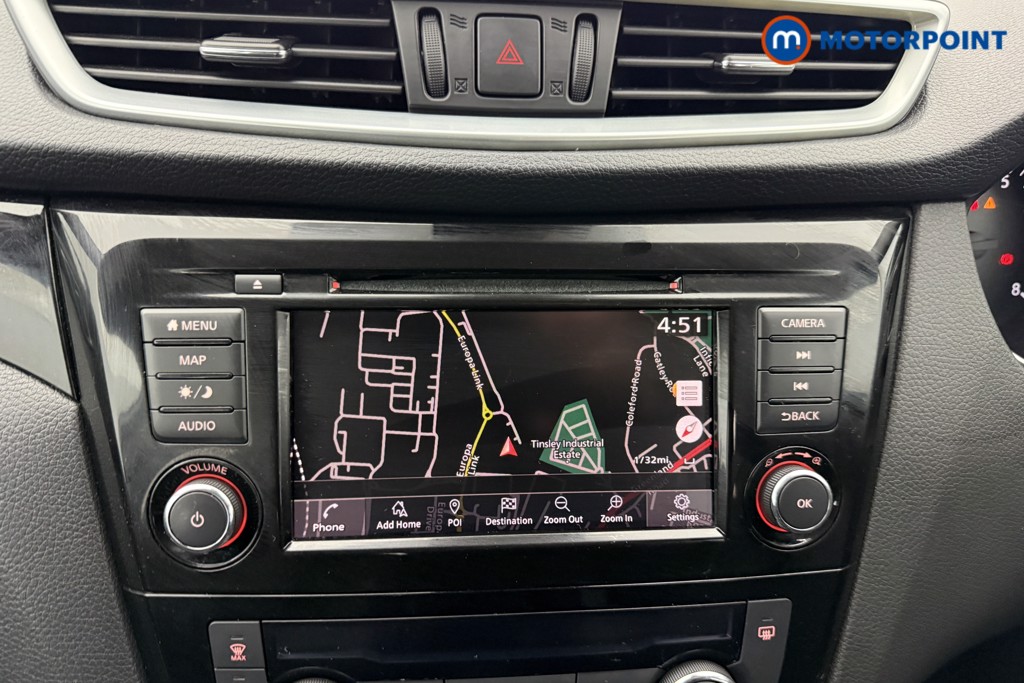 Nissan Qashqai Acenta Premium Automatic Petrol SUV - Stock Number (1587934) - 1st supplementary image