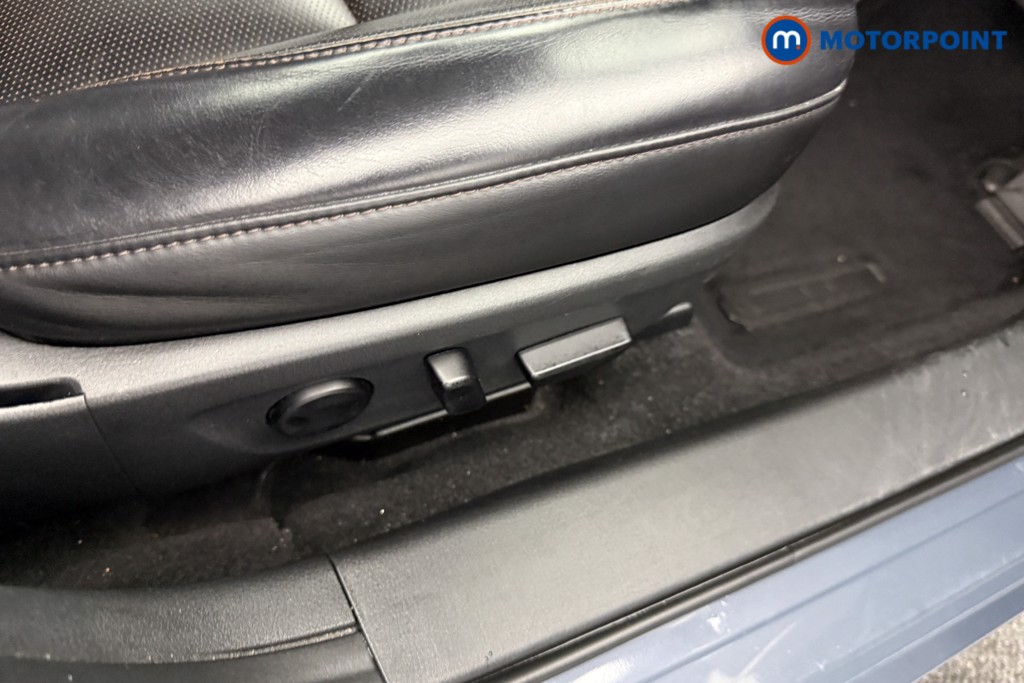 Mazda 3 Gt Sport Automatic Petrol Hatchback - Stock Number (1588315) - 17th supplementary image