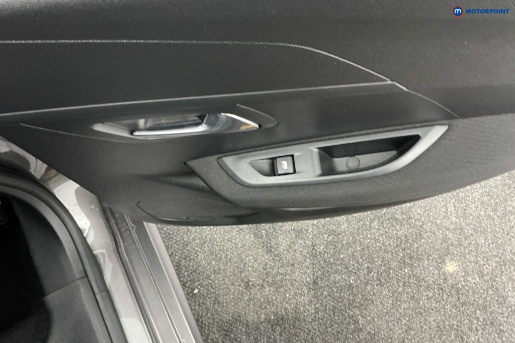 Peugeot 208 Active Premium -Plus Manual Diesel Hatchback - Stock Number (1588549) - 23rd supplementary image