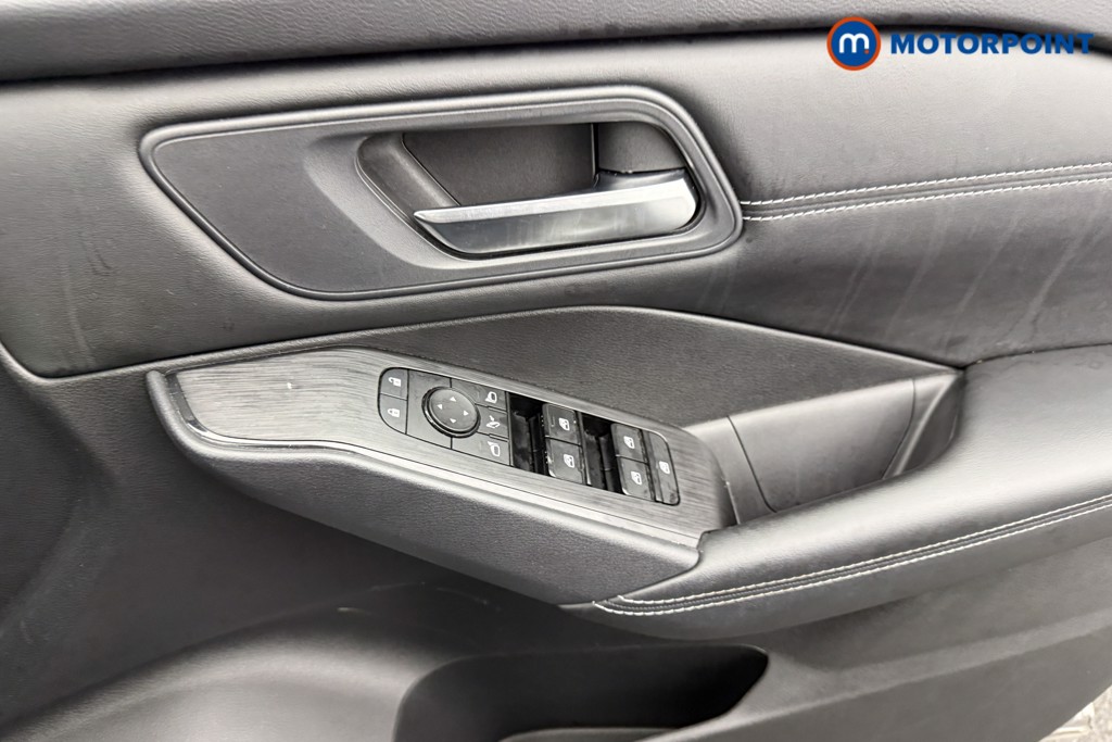 Nissan Qashqai Acenta Premium Automatic Petrol SUV - Stock Number (1588762) - 14th supplementary image