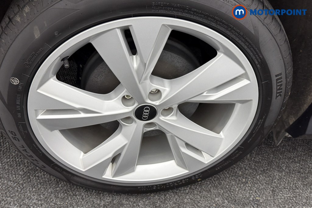 Audi Q4 S Line Automatic Electric SUV - Stock Number (1589556) - 32nd supplementary image