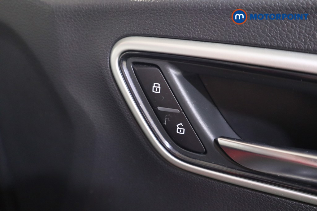 Mg Motor Uk ZS Exclusive Manual Petrol SUV - Stock Number (1589719) - 11th supplementary image