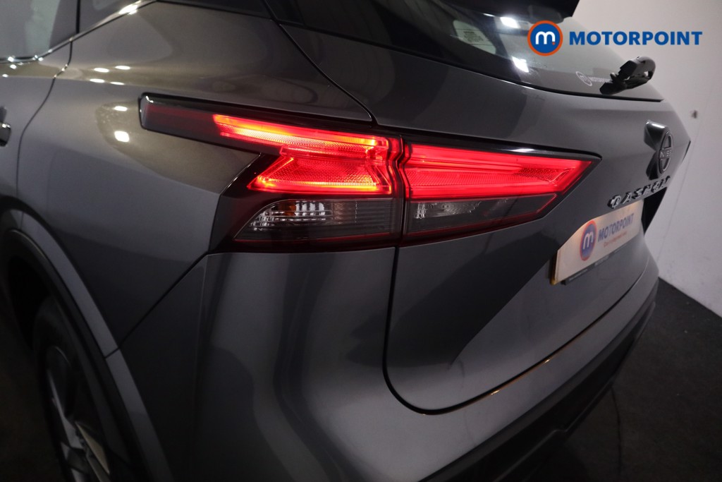 Nissan Qashqai Acenta Premium Automatic Petrol SUV - Stock Number (1589728) - 24th supplementary image