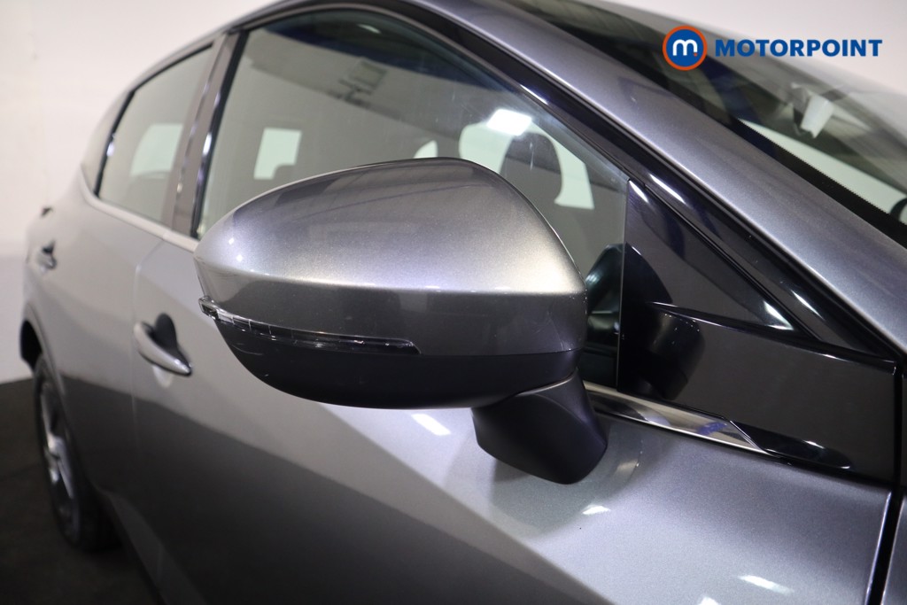 Nissan Qashqai Acenta Premium Automatic Petrol SUV - Stock Number (1589728) - 27th supplementary image