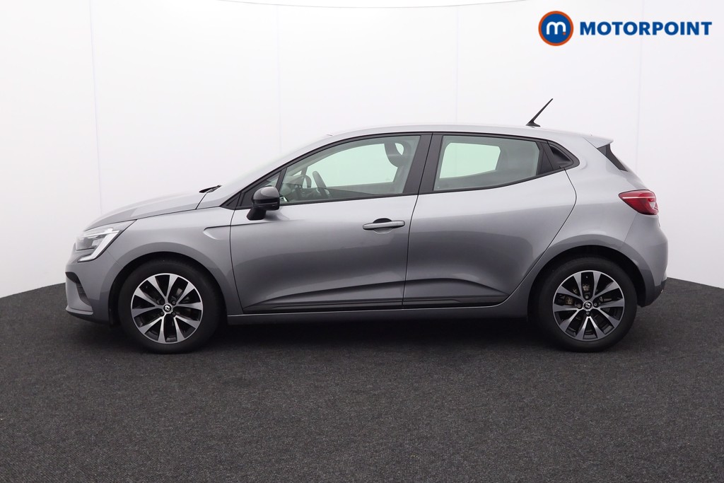 Renault Clio Evolution Manual Petrol Hatchback - Stock Number (1590178) - Passenger side
