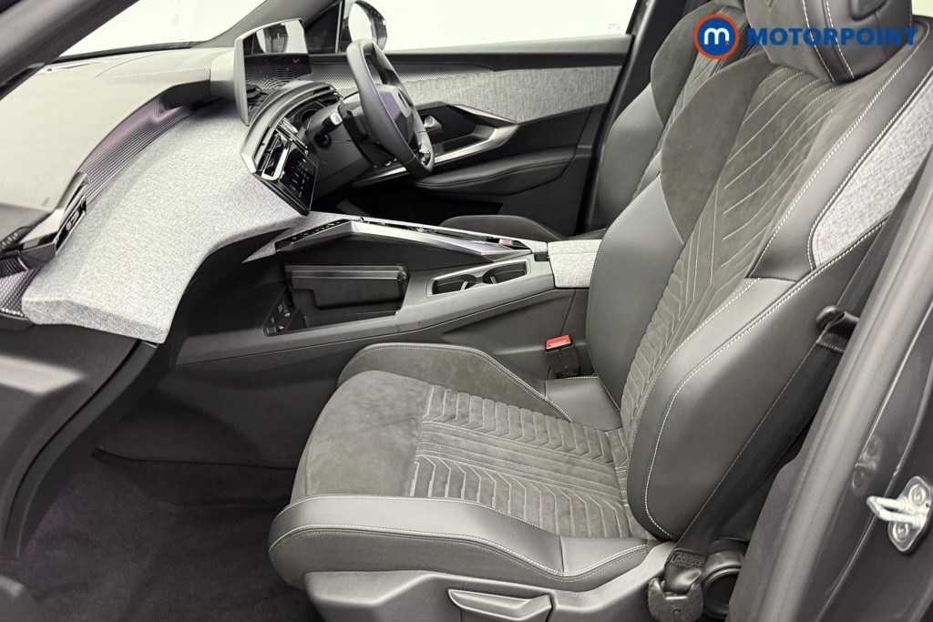 Peugeot 3008 GT Automatic Petrol SUV - Stock Number (1590552) - 22nd supplementary image