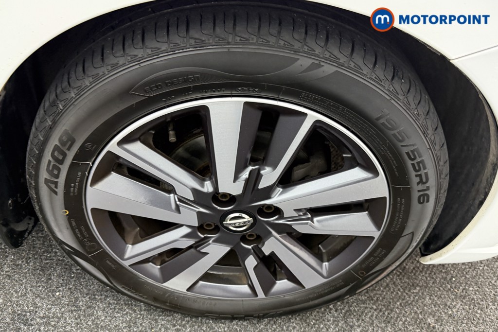 Nissan Micra N-Connecta Manual Petrol Hatchback - Stock Number (1590668) - 29th supplementary image