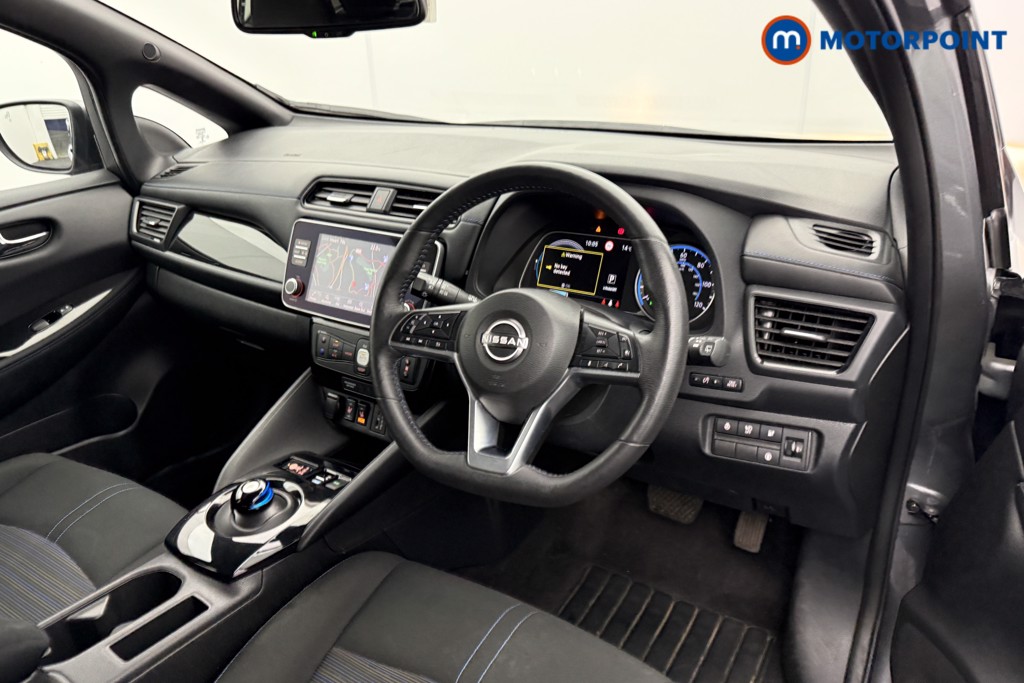 Nissan Leaf N-Connecta Automatic Electric Hatchback - Stock Number (1591255) - 4th supplementary image