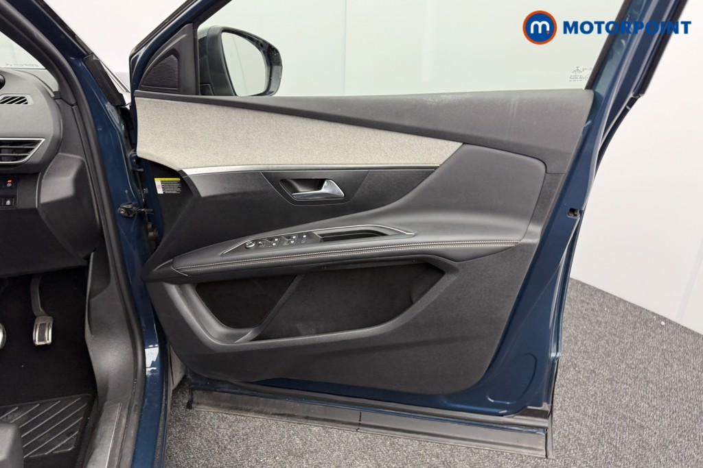 Peugeot 3008 GT Manual Diesel SUV - Stock Number (1591804) - 16th supplementary image