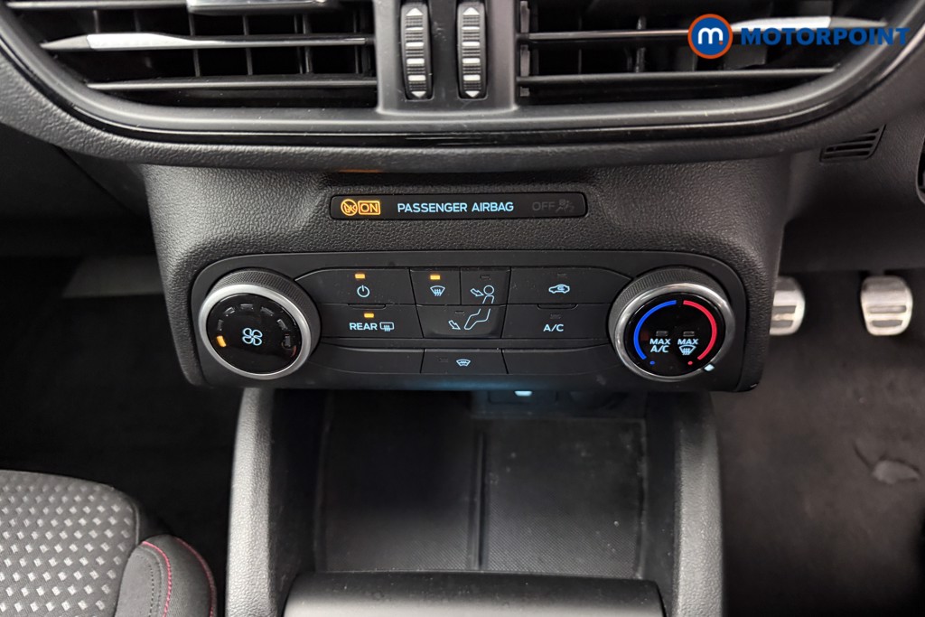 Ford Focus St-Line Manual Petrol Hatchback - Stock Number (1591846) - 11th supplementary image