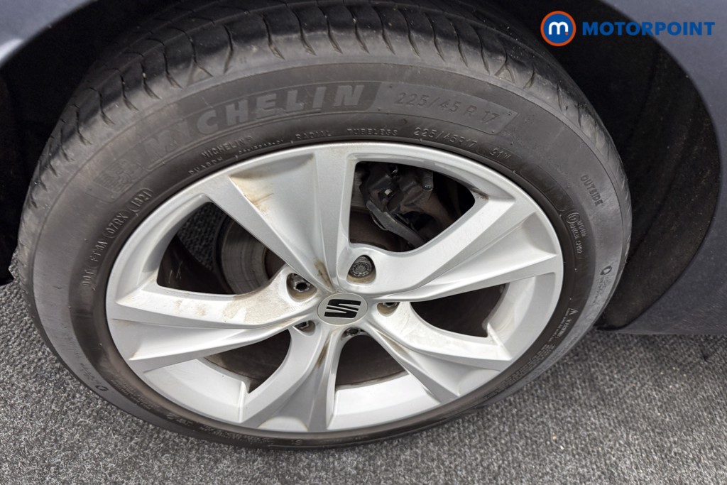 Seat Leon FR Manual Petrol Hatchback - Stock Number (1591982) - 30th supplementary image