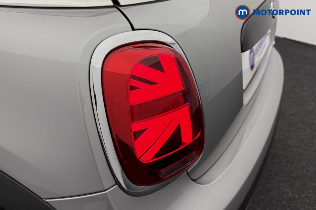 Mini Hatchback Cooper Classic Automatic Petrol Hatchback - Stock Number (1592056) - 22nd supplementary image