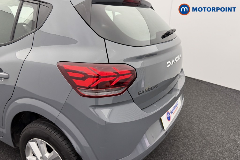 Dacia Sandero Expression Manual Petrol Hatchback - Stock Number (1592203) - 22nd supplementary image