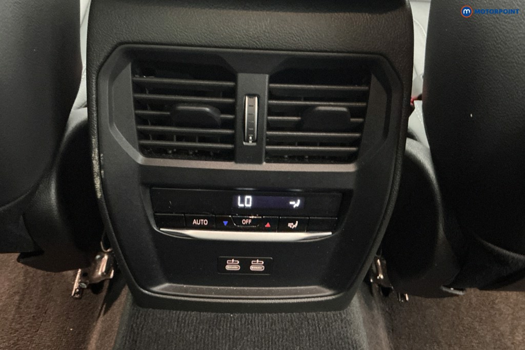 BMW 3 Series M Sport Automatic Petrol Plug-In Hybrid Saloon - Stock Number (1592239) - 9th supplementary image