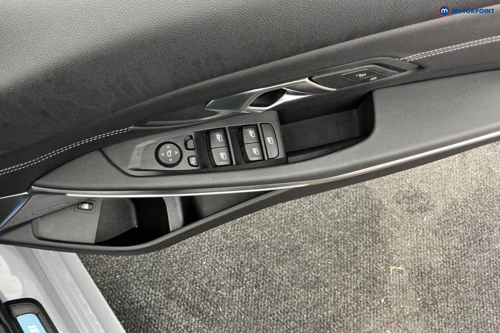 BMW 3 Series M Sport Automatic Petrol Plug-In Hybrid Saloon - Stock Number (1592239) - 21st supplementary image