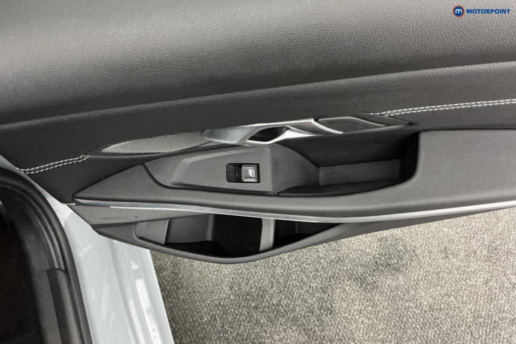 BMW 3 Series M Sport Automatic Petrol Plug-In Hybrid Saloon - Stock Number (1592239) - 23rd supplementary image