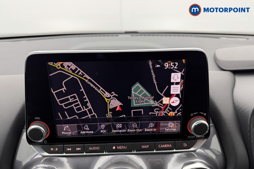Nissan Juke N-Connecta Automatic Petrol SUV - Stock Number (1592380) - 2nd supplementary image
