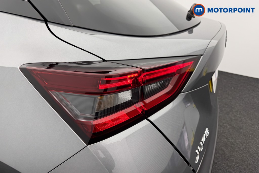 Nissan Juke N-Connecta Automatic Petrol SUV - Stock Number (1592380) - 25th supplementary image